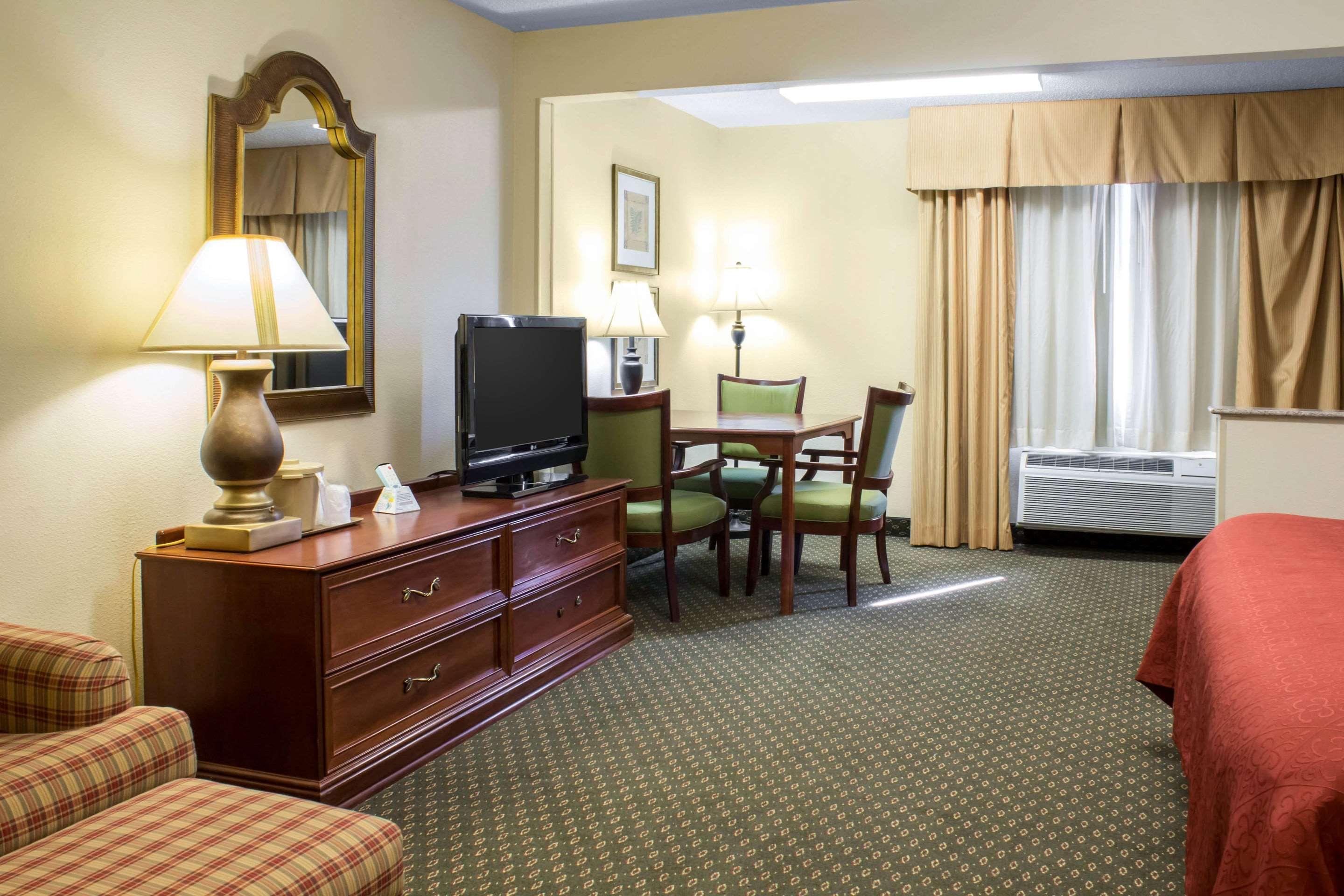Quality Inn & Suites Sioux City Εξωτερικό φωτογραφία